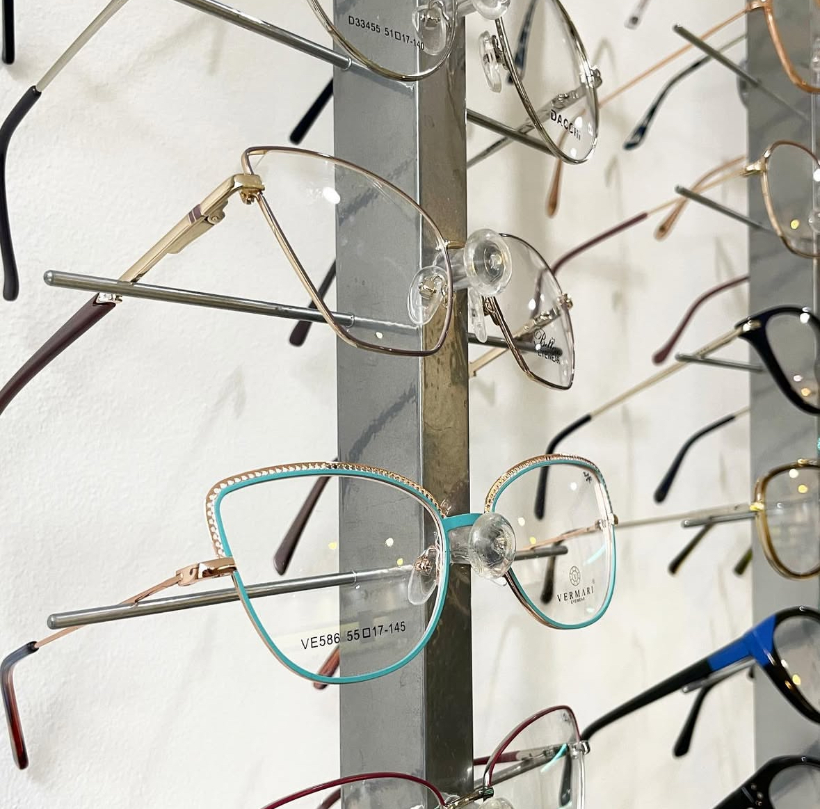 Dobór oprawek okularowych